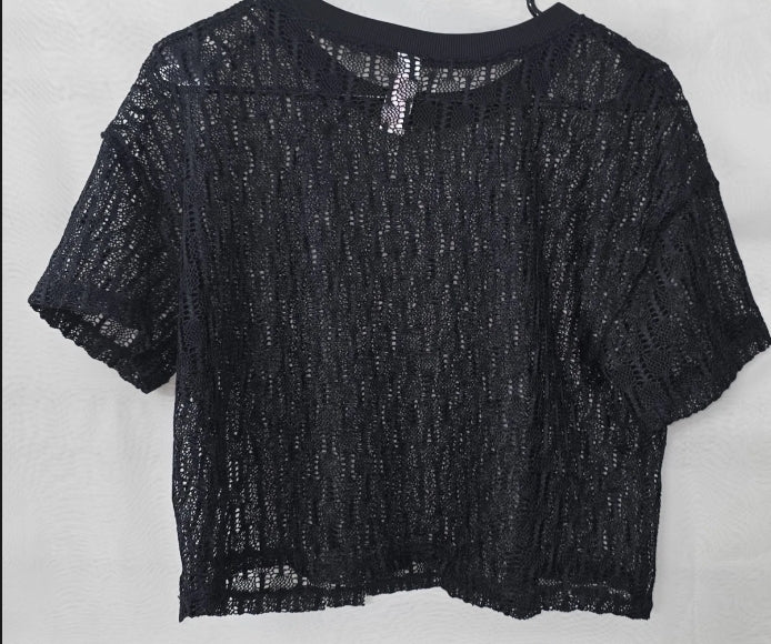 No Boundaries Womens Large 11-13 Swimsuit Top Cover Black Shirt Pit To Pit 22" Length 19". Excellent used condition