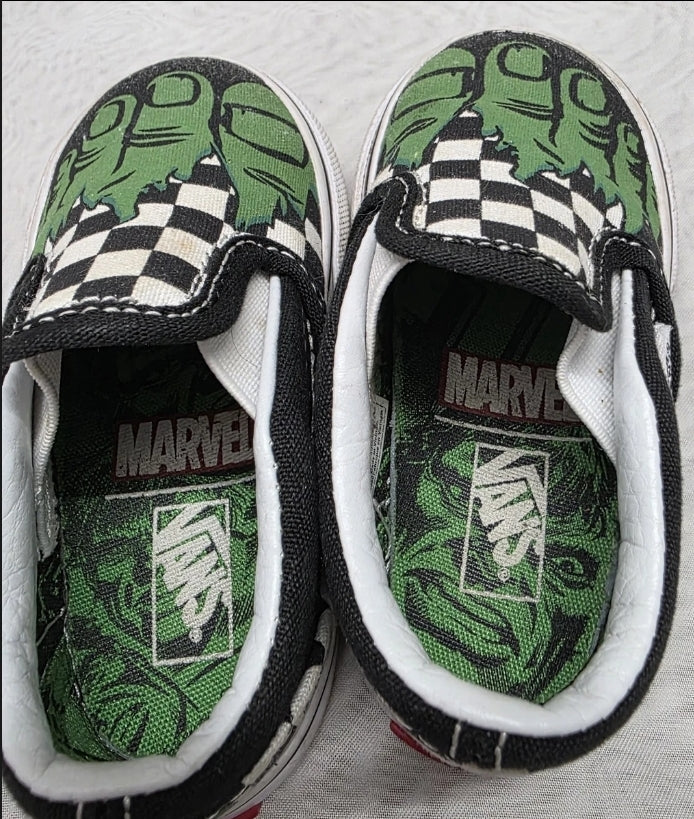 Vans Boy Toddler Slip On Hulk Shoe Size 4.5
