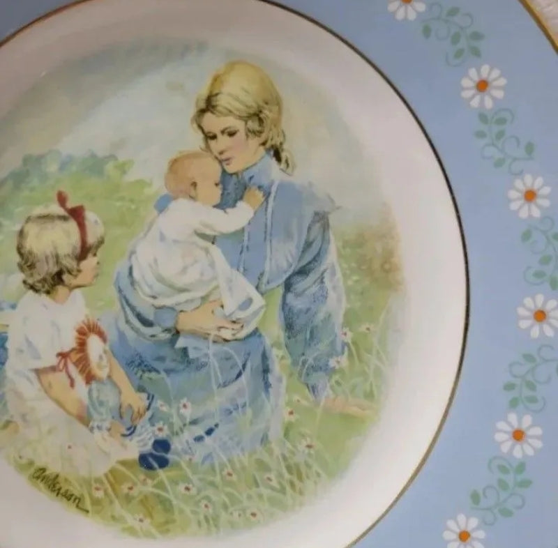 Vintage 1974 Avon Collector Plate Tenderness Commemorative Plate 9" New In Box.