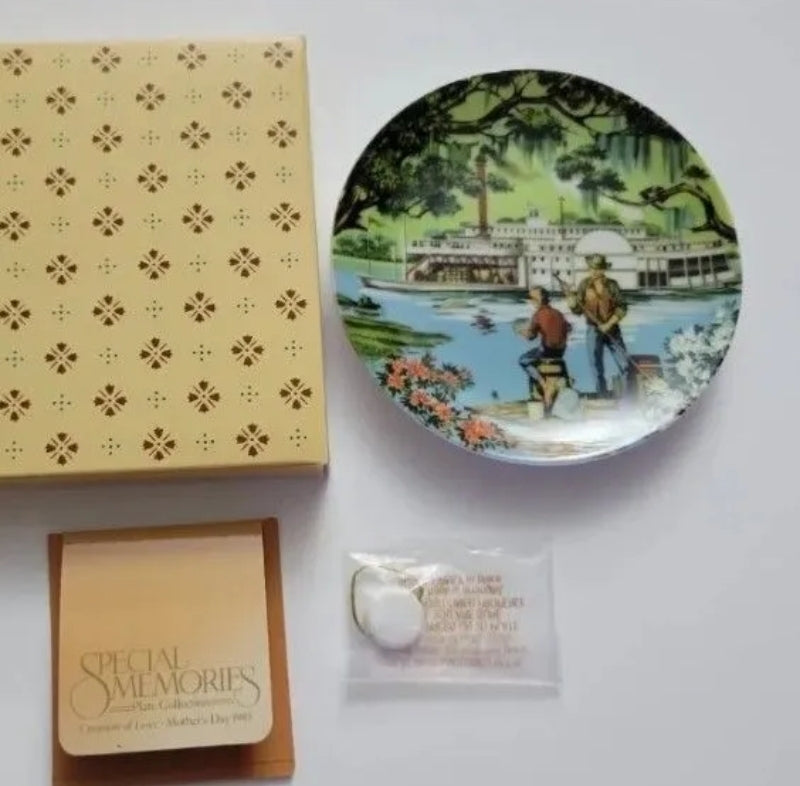 Vintage 1985 Avon American Portraits Collector Plate Collection THE SOUTH 4