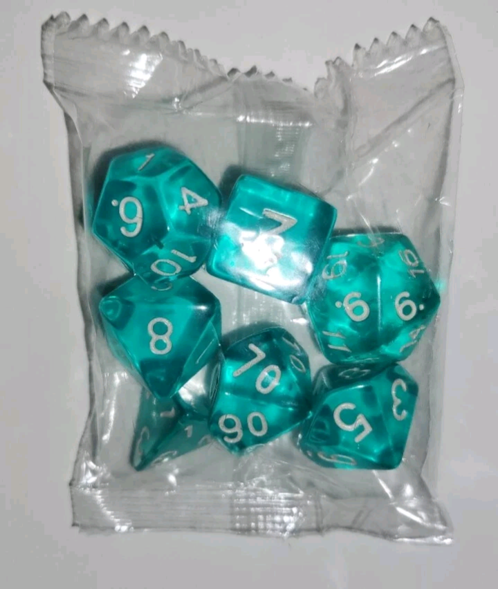 7 Piece Set D+D Role Playing Transparent Brand New