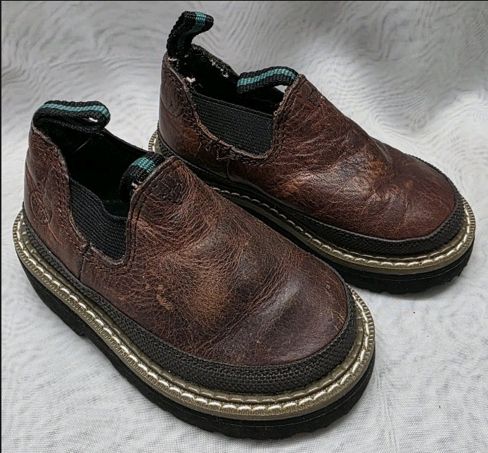 Georgia Romeo Boys Slip On Shoe Size 5.5.