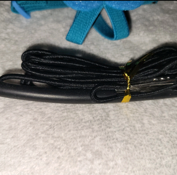 Birds Harness And Leash Adjustable, Great For Training. Wings Attached 14.5" Across, 7.8" Leash