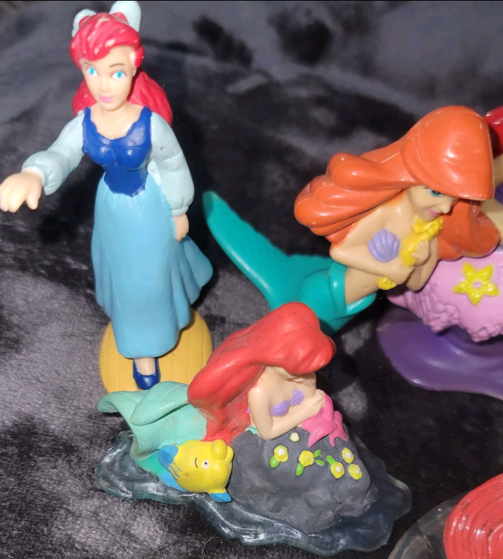 Vintage Disney Little Mermaid Toy Lot Figurines Various Sizes Night Light Cover