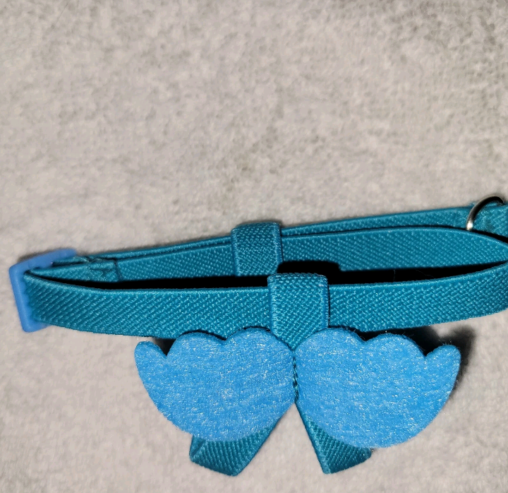 Birds Harness And Leash Adjustable, Great For Training. Wings Attached 14.5" Across, 7.8" Leash