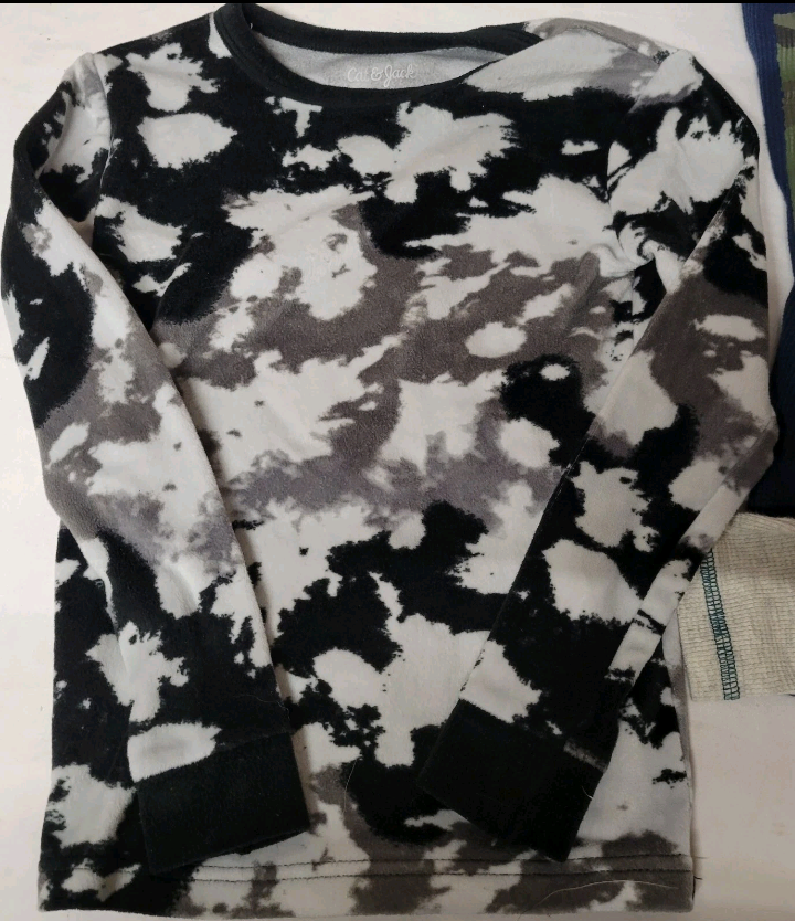 Lot Of 7 Boys Tops, Shorts, Pajamas Excellent Condition