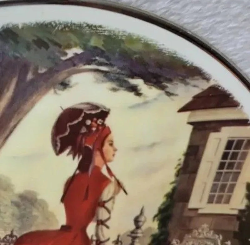 Vintage 1977 Avon Collector Plate Club National Association Of Avon 8.5" Across