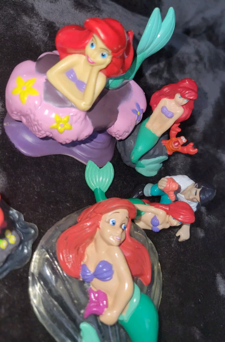 Vintage Disney Little Mermaid Toy Lot Figurines Various Sizes Night Light Cover
