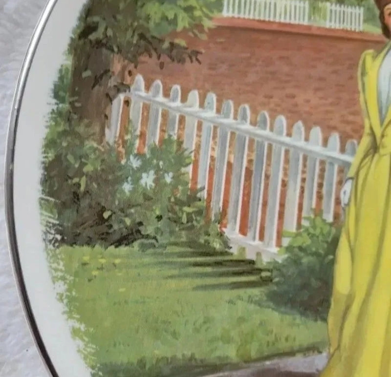 Vintage 1978 Avon Collector Plate 8.5" National Association Of Avon Club New.