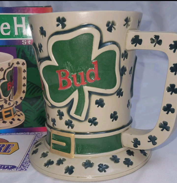 Vintage 1995 Tip O' The Hat Stein St Patrick's Day 5.5" Tall 4" Across Top. Certificate of Authenticity