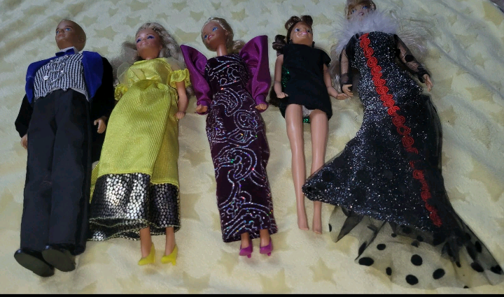 5 Vintage Barbie Dolls Various Brands Women Have Bendable Knees Clothes Included.
