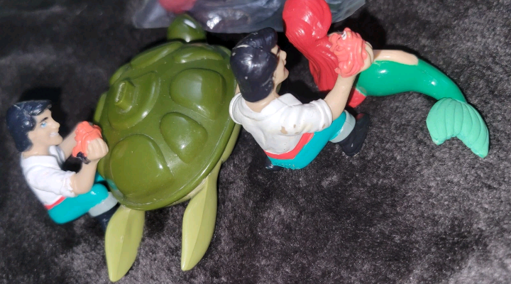 Vintage Disney Little Mermaid Toy Lot 2 Eric's 2 Ariel's Wind Up Sea Turtle