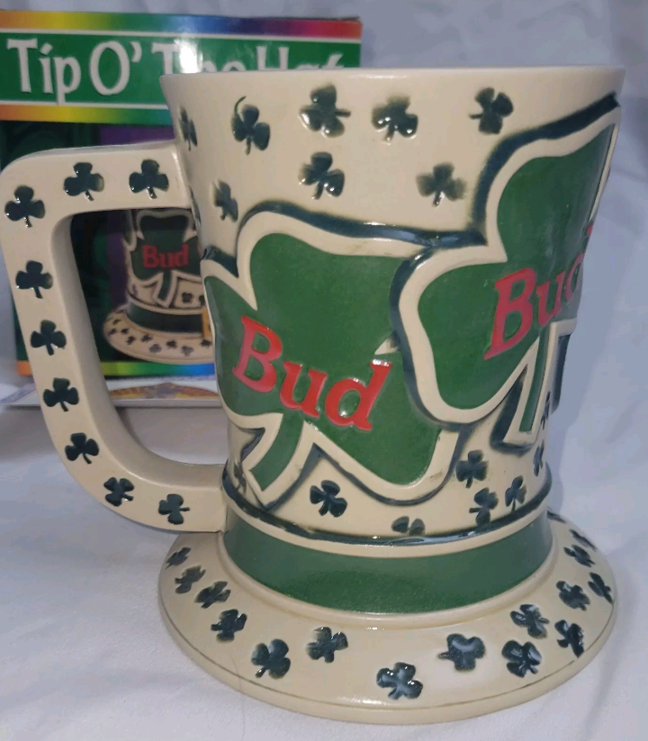 Vintage 1995 Tip O' The Hat Stein St Patrick's Day 5.5" Tall 4" Across Top. Certificate of Authenticity