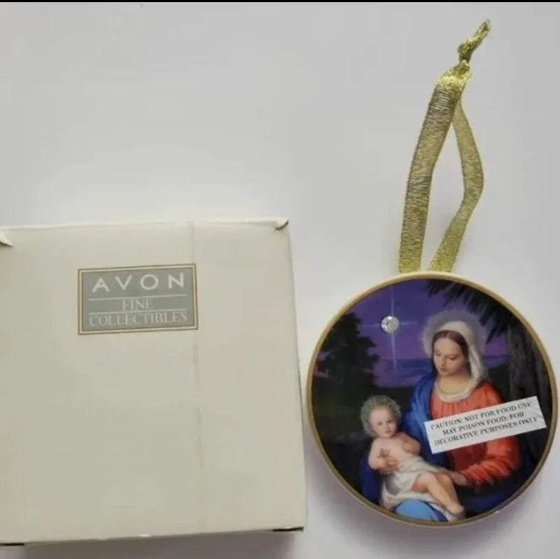 Vintage 1998 Avon Star Of Bethlehem Nativity 3" Ornament With 24K Gold Trim