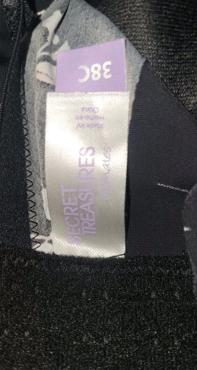 Treasures Intimates 38C Wire Floral Womens Bra Adjustable Straps