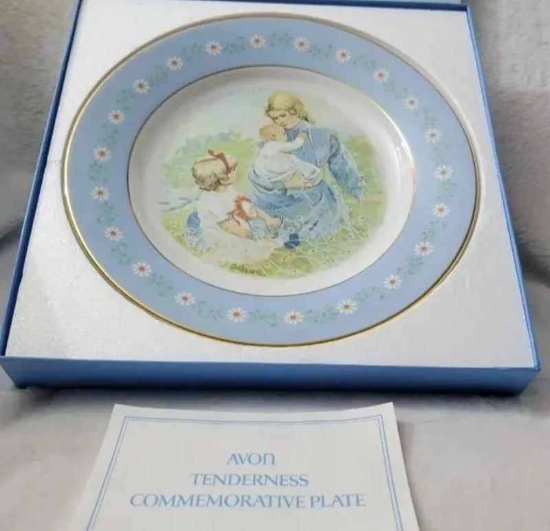 Vintage 1974 Avon Collector Plate Tenderness Commemorative Plate 9" New In Box.