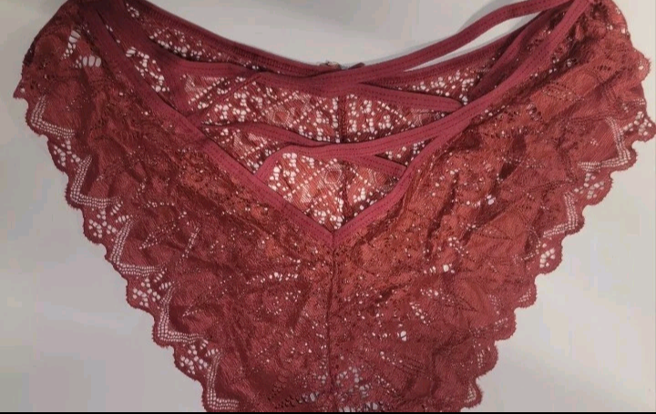 Womens Sexy Lacey Medium Cheeky Panties Low Cut Lingerie Underwear Criss Cross. New