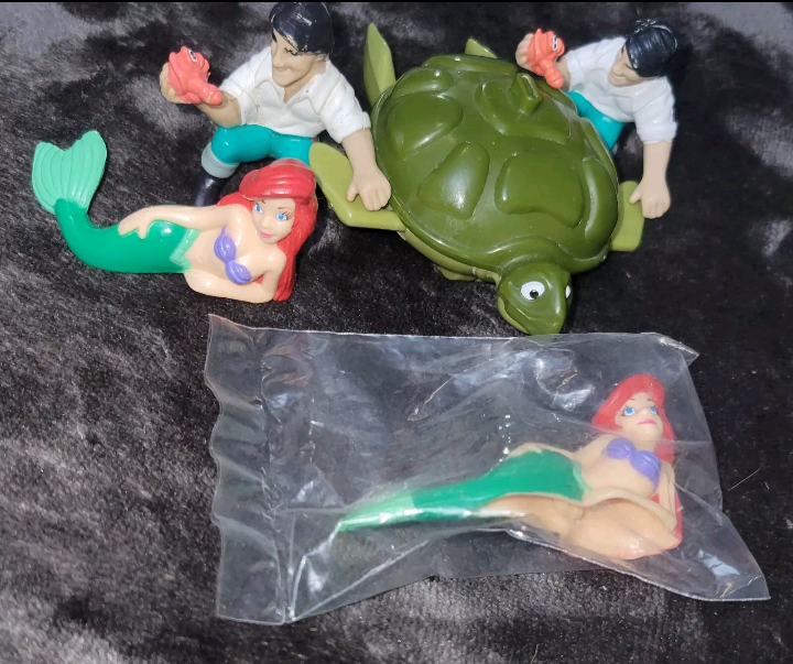 Vintage Disney Little Mermaid Toy Lot 2 Eric's 2 Ariel's Wind Up Sea Turtle