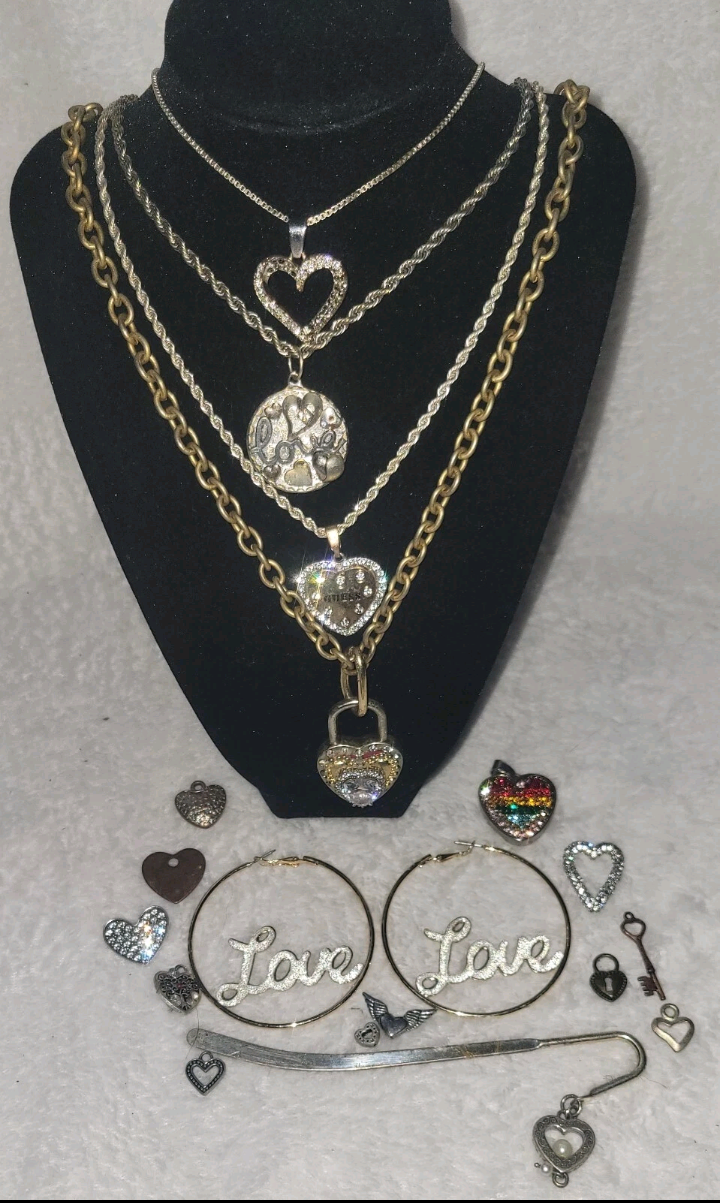 Love And Hearts Jewelry Lot Golden And Silvery Earrings Necklaces Pendants Charms Guess Necklace Bookmark Rainbow Heart