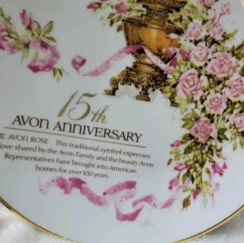 Vintage 1989 Avon Collector Plate 9" 22K Gold Trim 15th Anniversary The Avon Ros. New In Box.