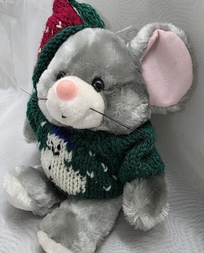 Fine Toy Co Christmas Holiday Mouse Plushy Stuffed Animal 11" Tall. Excellent used condition
