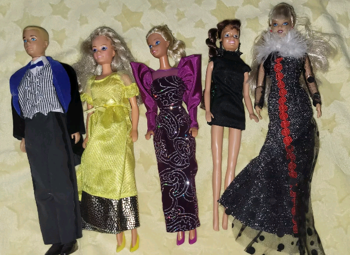5 Vintage Barbie Dolls Various Brands Women Have Bendable Knees Clothes Included.